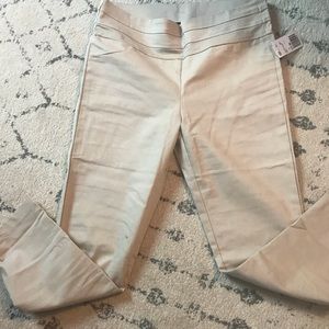 Forever 21 elastic waist khaki cropped leggings